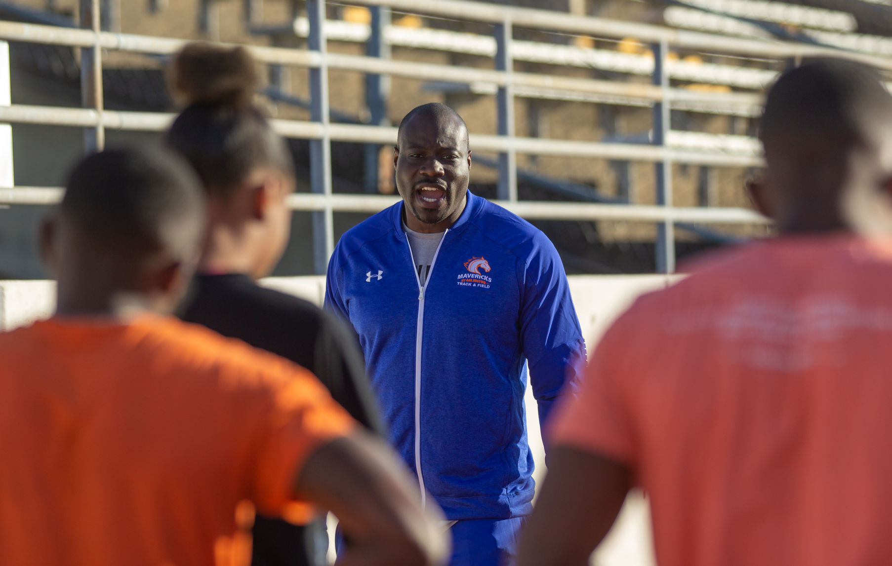 Olympic sprinter Tyrone Edgar shares passion for UTA’s track and field